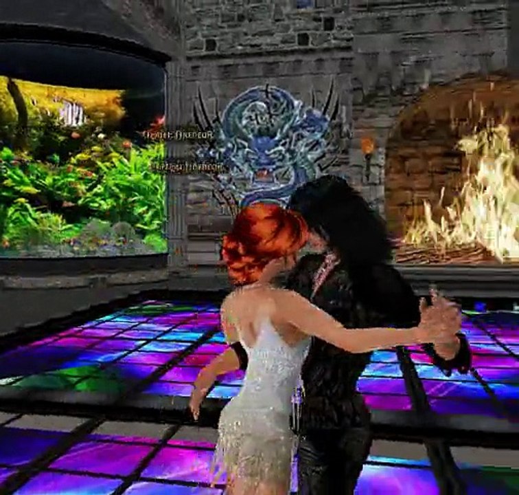 Nous 2, juillet 2015 dans notre chateau. Tendres moments.