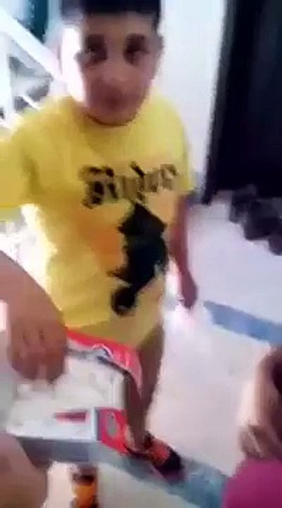 Bayram şekeri diye çocuklara kesme şeker vermek