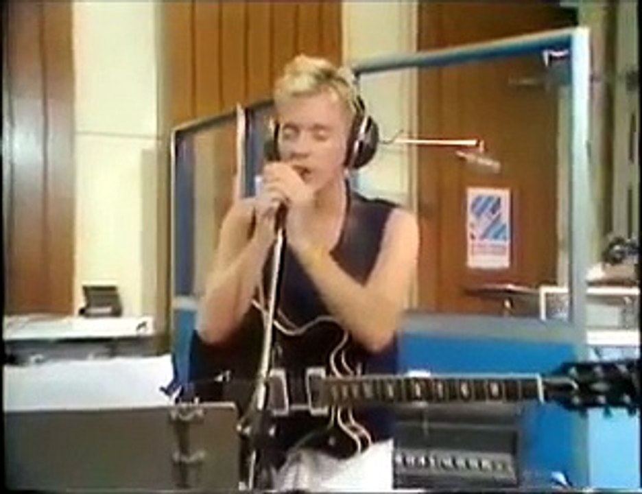 New Order live, 1984, 'Age Of Consent'
