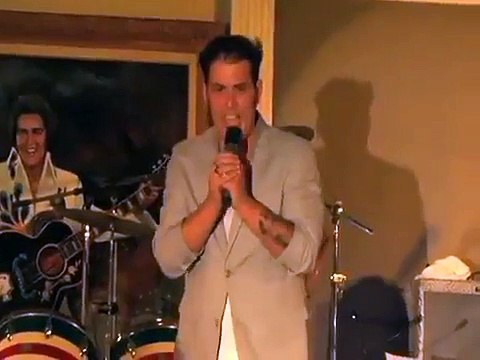 Franz Goovaerts sings Suspicious Minds at Elvis Week 2013 video