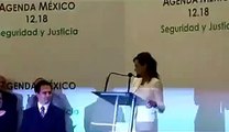Josefina Vázquez Mota se desmaya