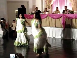 Aaja Nachle Dance by Suja and Anu