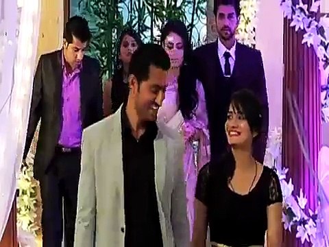 MERI AASHIQUI TUM SE HIShikher Ne Rakhi Party Jisme Ritika Aur RV Bhi Hue Shamil Ye Dekh Ishani Hue Shi