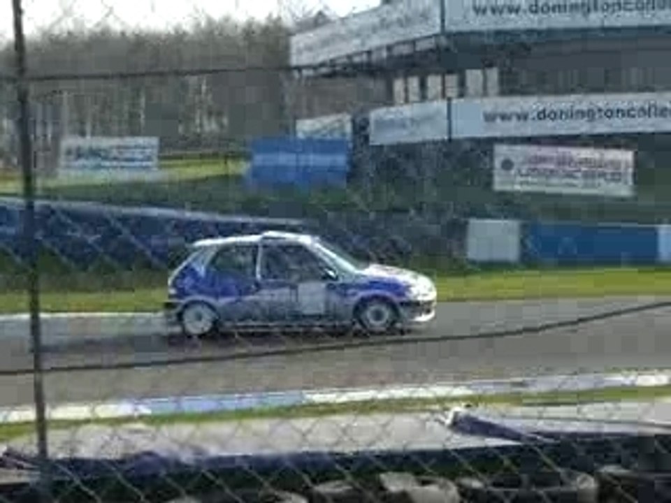 Me chasing nige