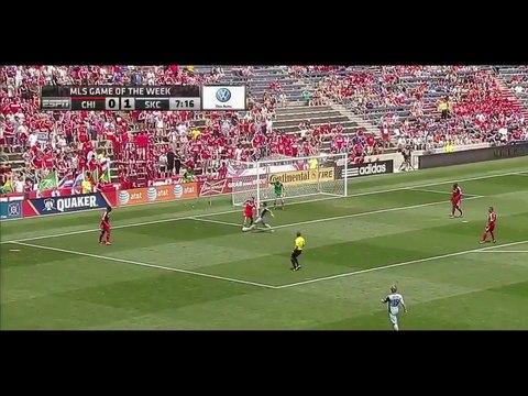 Graham Zusi Goal - Sporting Kansas City vs Chicago Fire - MLS 07-07-2013