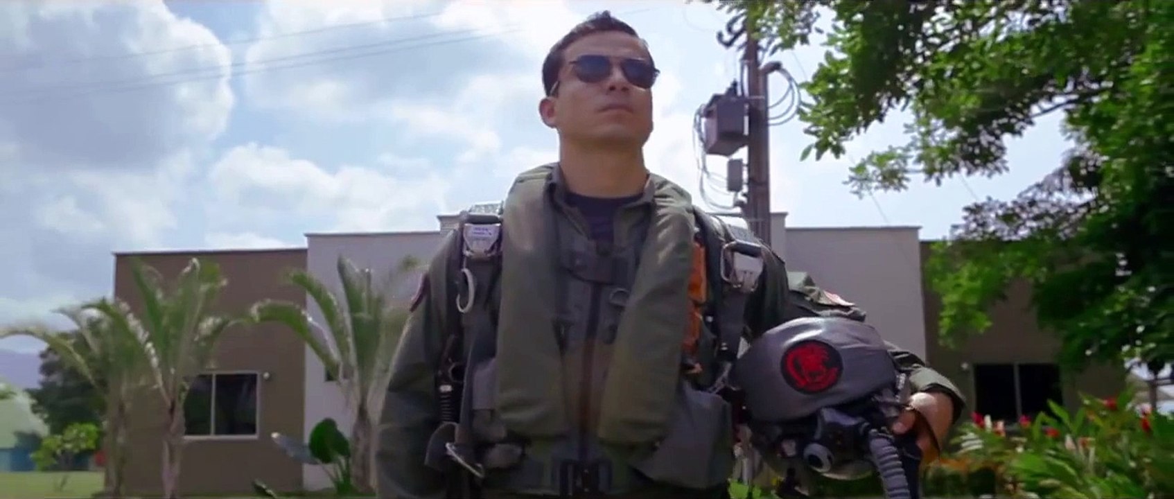 Comando Aéreo de Combate No 1 Fuerza Aérea Colombiana (producido por Vídeos por Colombia S.A.S.)