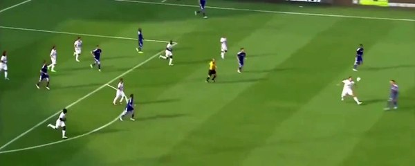 Zlatan Ibrahimovic brutally elbowed John Terry PSG vs Chelsea 2015