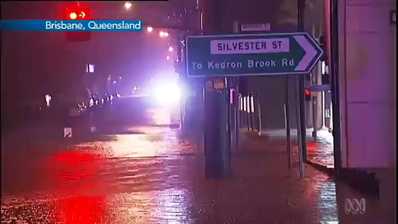 Thousands of homes underwater in Queensland flood crisis