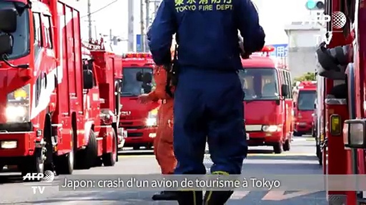 Japon: crash d'un avion de tourisme à Tokyo