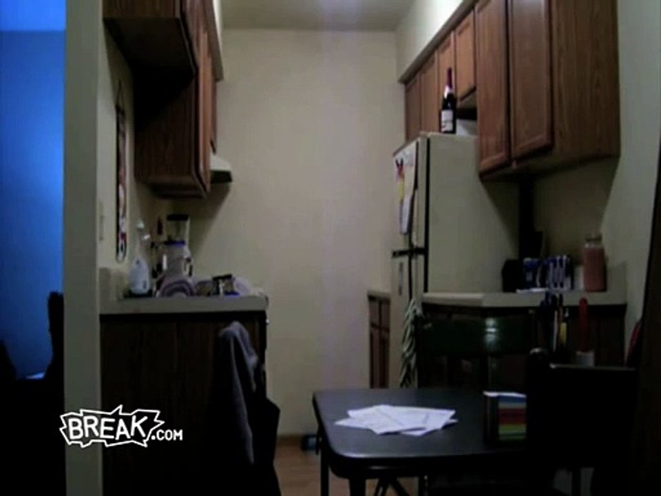 Cute Girl vs Gorilla in Fridge - Break Scares