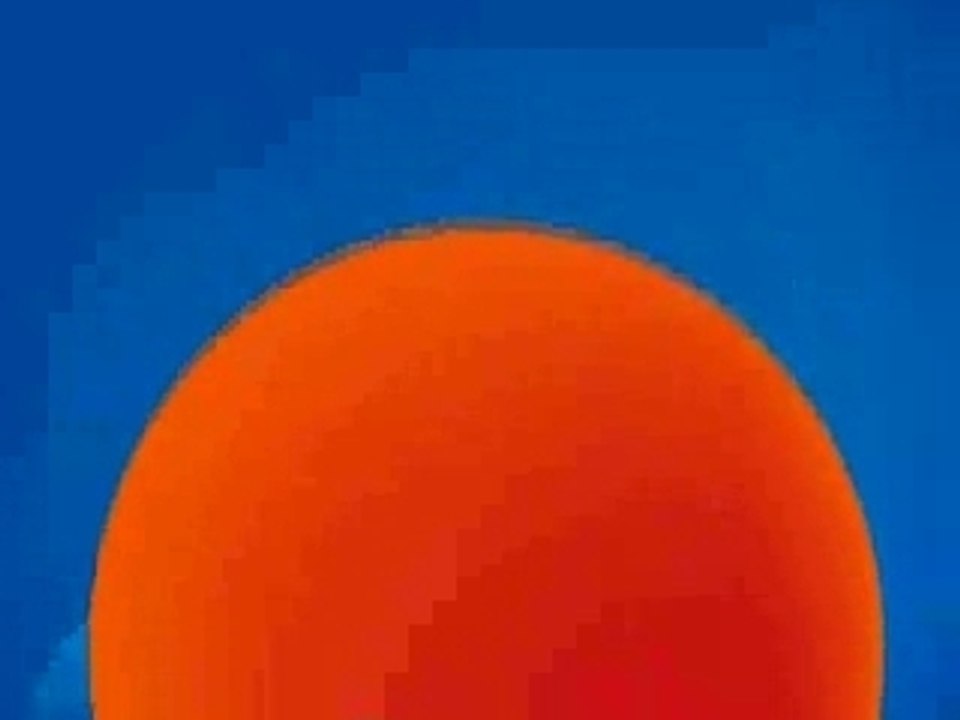 Concert dance against g8