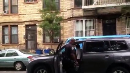 [NYPD] Man resists arrest, claims brutality, swats at officer