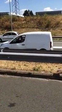 Technique française pour éviter les bouchons - marche arrière en sens inverse