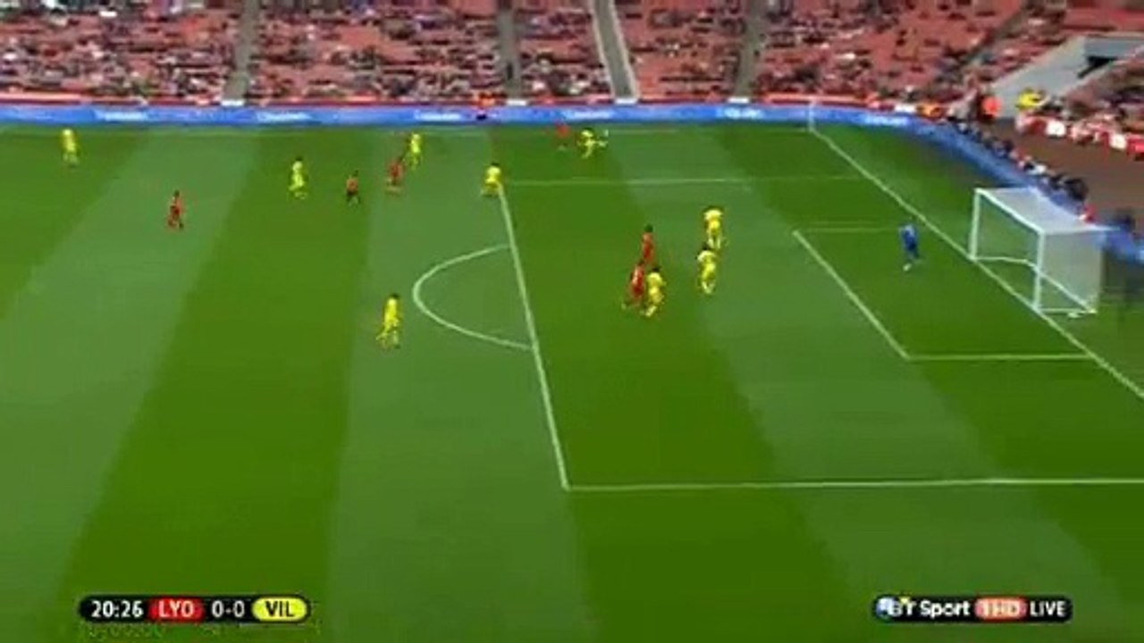 Malbranque hits the CROSSBAR Lyon vs Villarreal Emirates Cup 26.07.2015