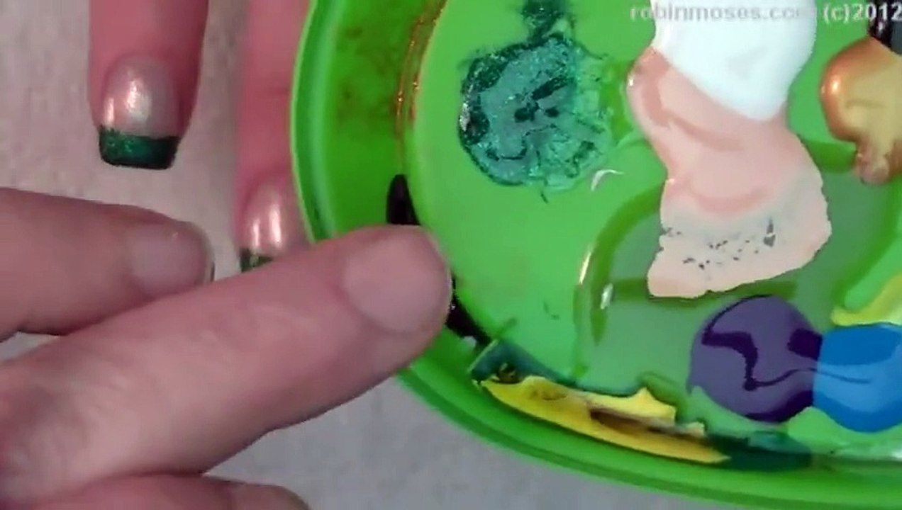 2 Nail Art Tutorials   DIY Christmas Nails Design   Fairy & xmas Mushrooms!