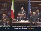 Francesco Barbato porta la monnezza in aula alla Camera