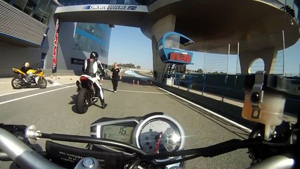 Triumph Street Triple R; circuito de  Jerez.
