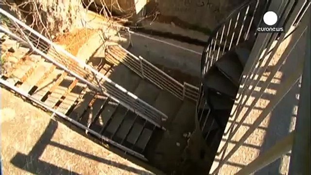 Французы возмущены закрытием пляжа из-за визита саудовского короля