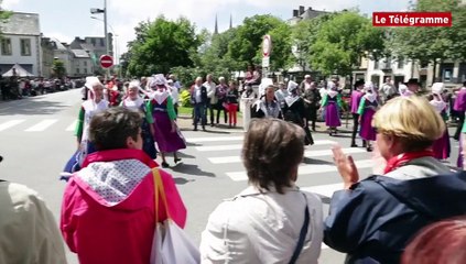Cornouaille. La deuxième partie du défilé