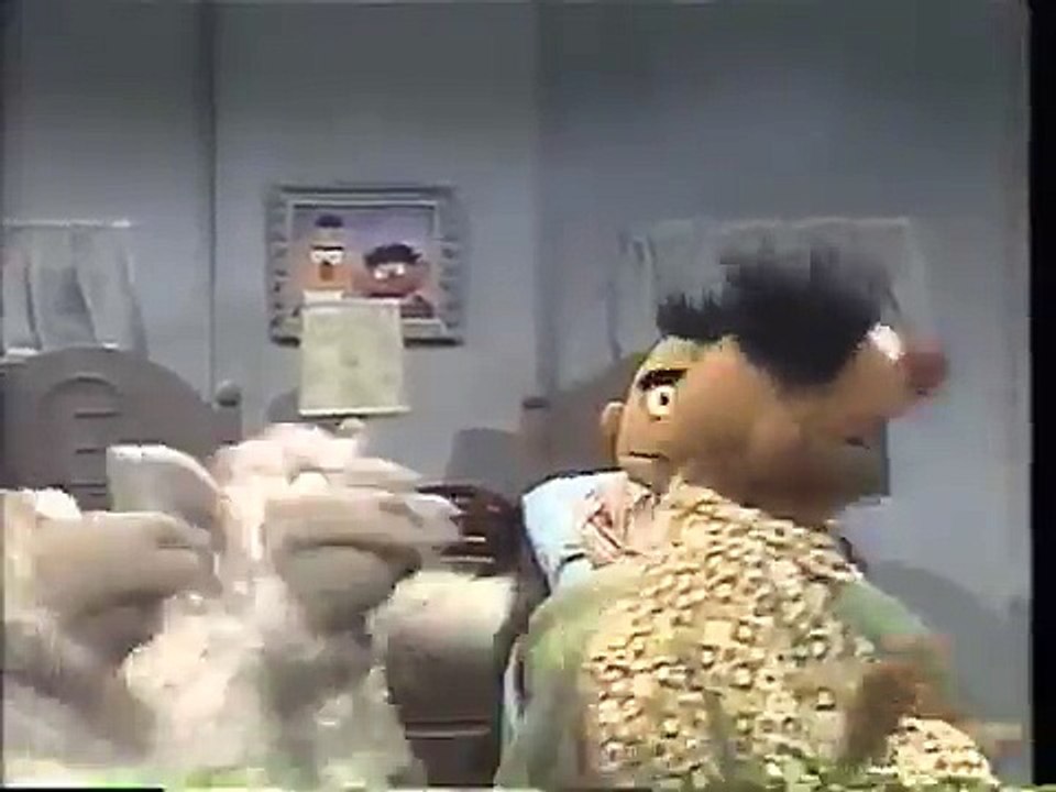 Bert & Ernie - Dance Myself To Sleep (vintage sesame street) - video ...