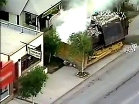 A man drive and collapsed the street houses and Destroyed in Seconds