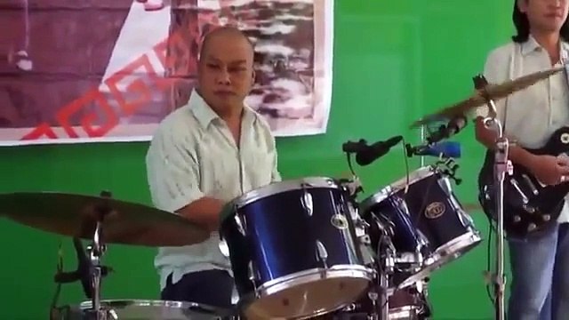 Gái xinh đẹp hát đám cưới cực hay như ca sĩ chuyên nghiệp