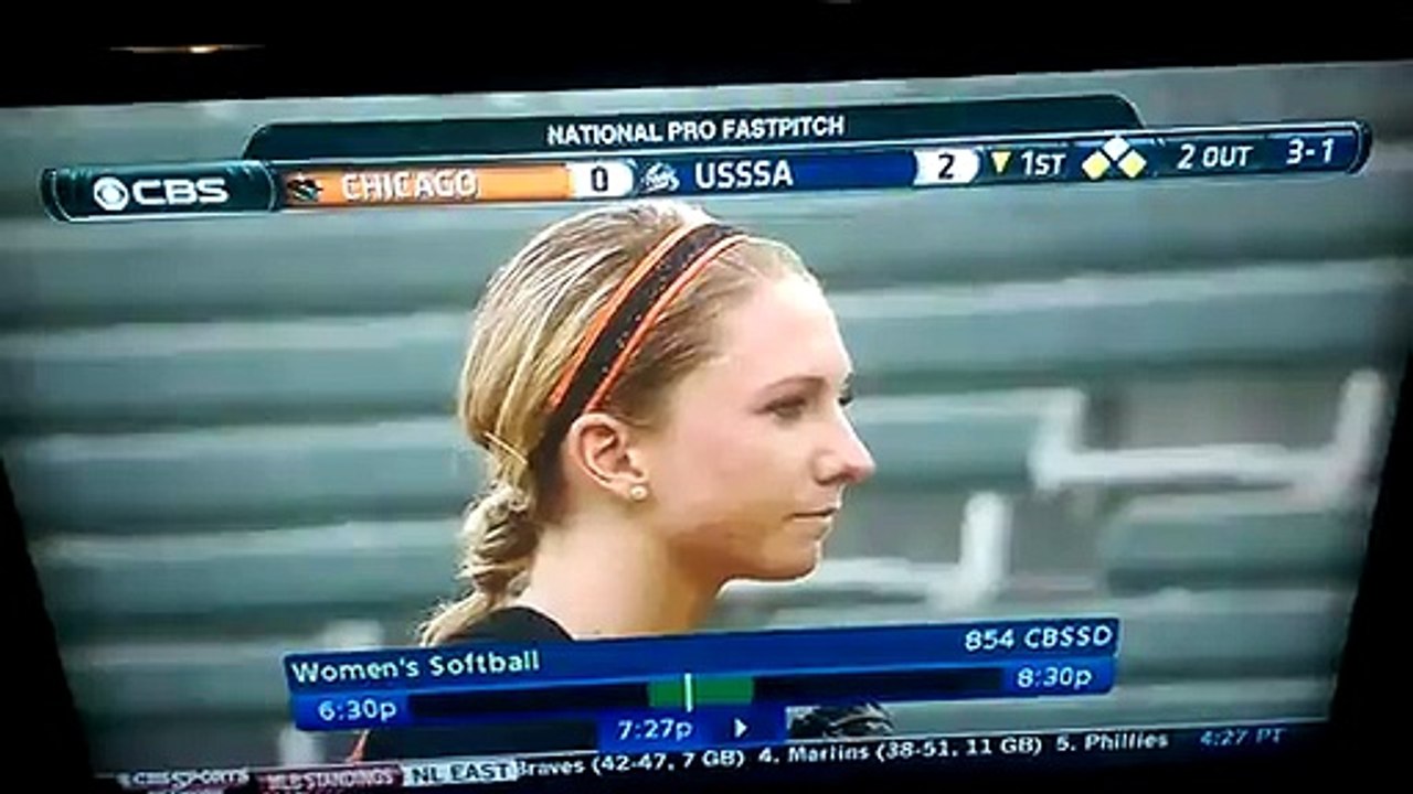 Lacey Waldrop pitching against Lauren Chamberlain