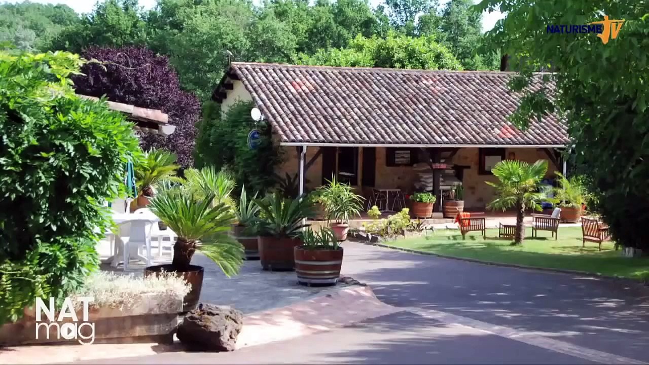 Natmag 8 - Magazine naturiste - Les invités - Le Domaine Laborde (47 ...
