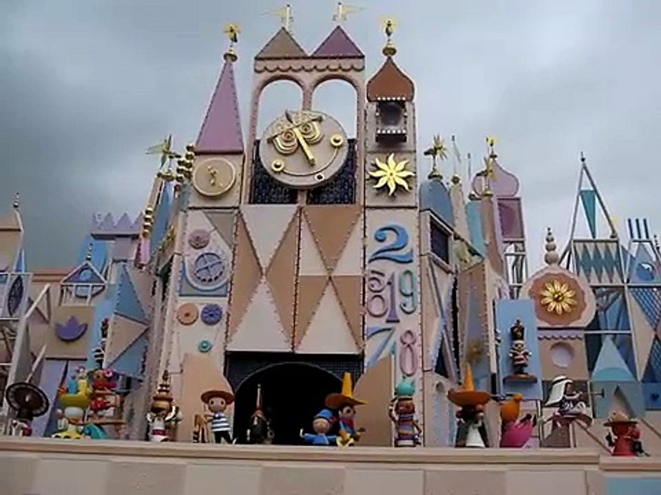 Hong Kong Disneyland It's A Small World Clock Parade