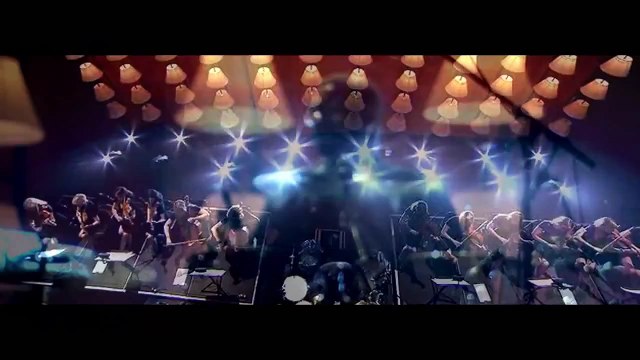 Adele - Chasing Pavements (Live at Royal Albert Hall)