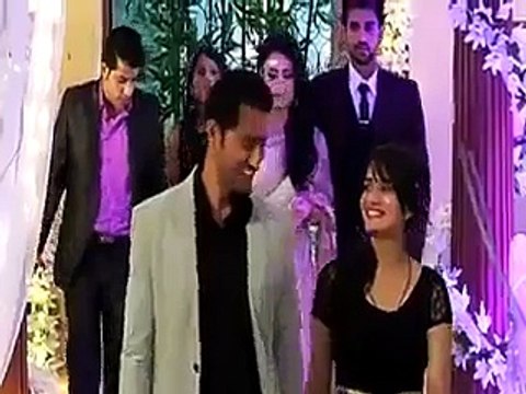 MERI AASHIQUI TUM SE HI 26th July 2015Shikher Ne Rakhi Party Jisme Ritika Aur RV Bhi Hue Shamil Ye Dekh Ishani Hue Shi