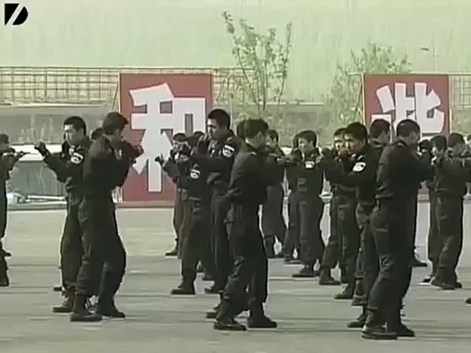 Entrenamiento policial.-