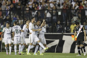 Download Video: Palmeiras goleia o Vasco e faz a festa em São Januário