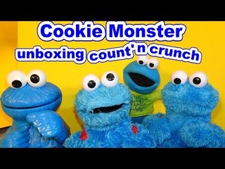 Cookie Monster Count n' Crunch Unboxing and testing with the old Cookie Monster Count n' Crunch