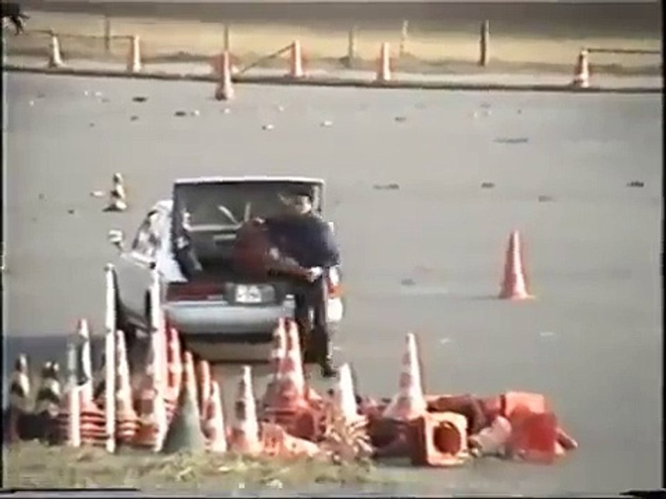 警視庁白バイ訓練－１