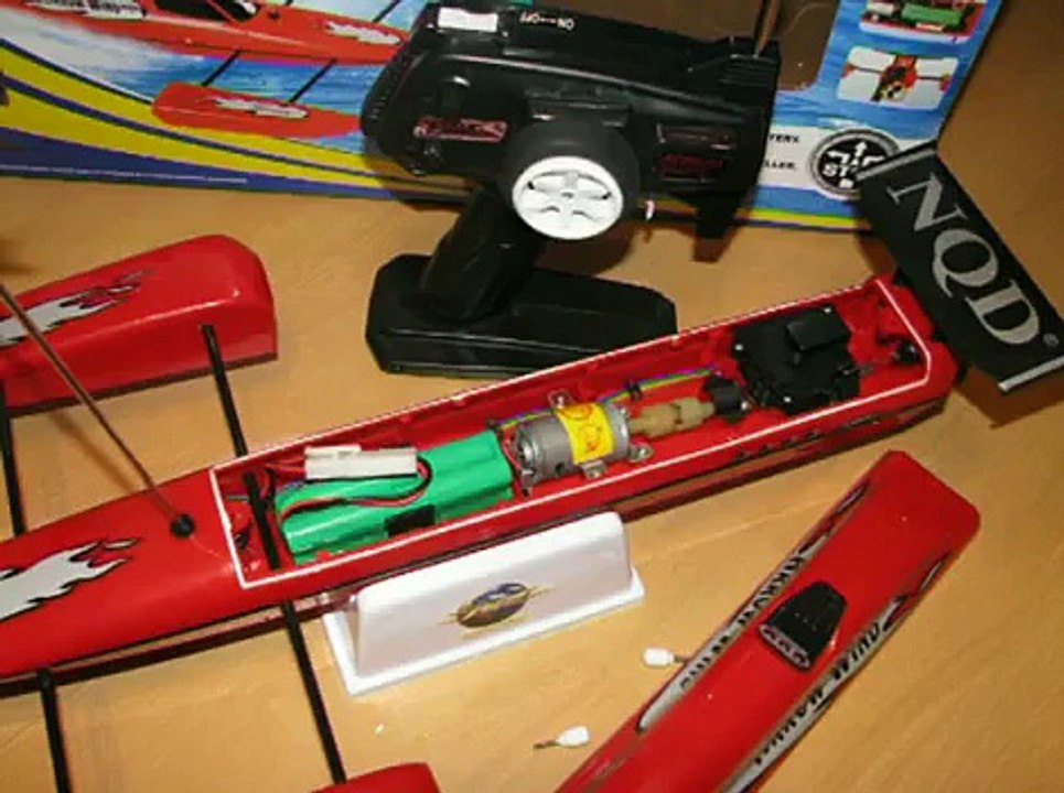 NQD RTR RC Race Boat "Arrow Wind"   3 Pointer outrigger