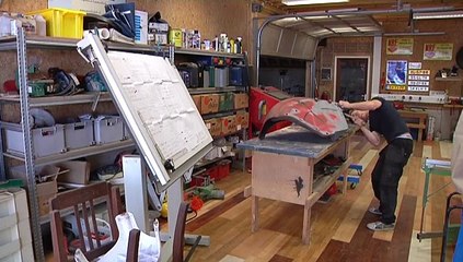 Autorestaurateur geeft Hornhuizen een Kever - RTV Noord