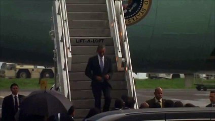 Barack Obama se déhanche sur une chanson traditionnelle kényane