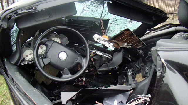 Tragiczny wypadek samochodowy - drastyczne +18