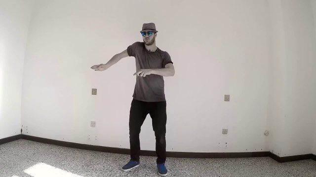 The Robot : Le squelette de ce gars est probablement en métal