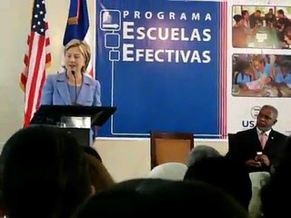 Hillary Clinton, santo domingo, ante secretario educacion Melanio Paredes