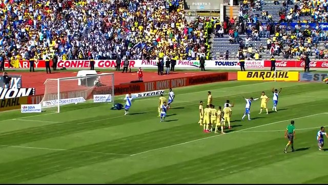 Mexique - Le superbe coup-franc de Torres