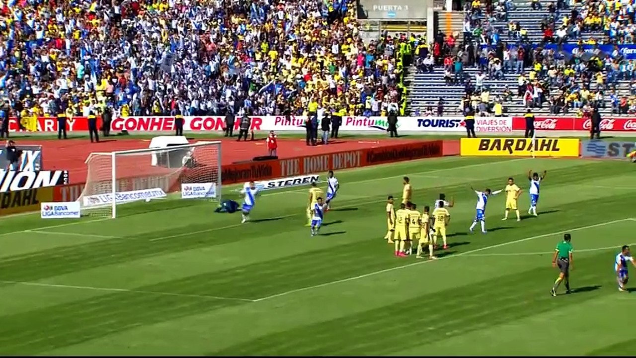 Mexique - Le superbe coup-franc de Torres