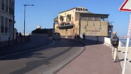 LE PERON  (La Corniche Marseille)