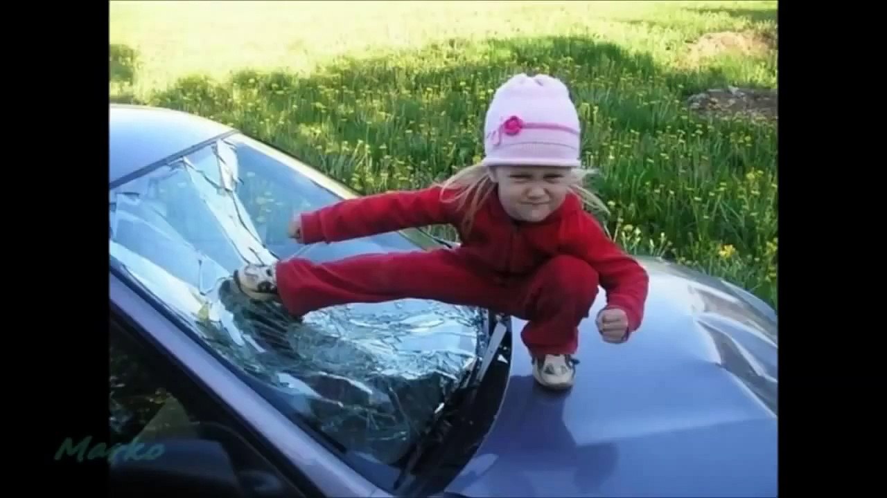 Oops  Right moment Pics 2015 Funny Fail Compilation (HD)