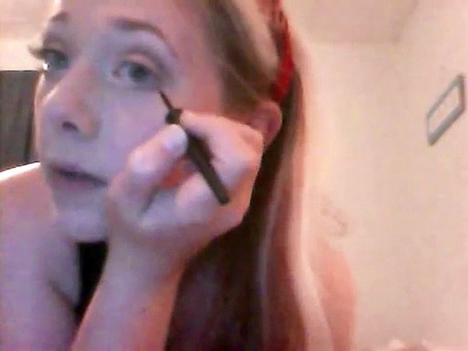 classic eyeliner makeup tutorial