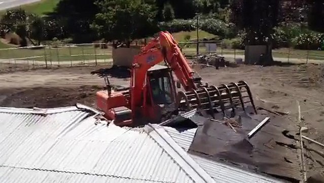 Destroyed in Seconds of Houses