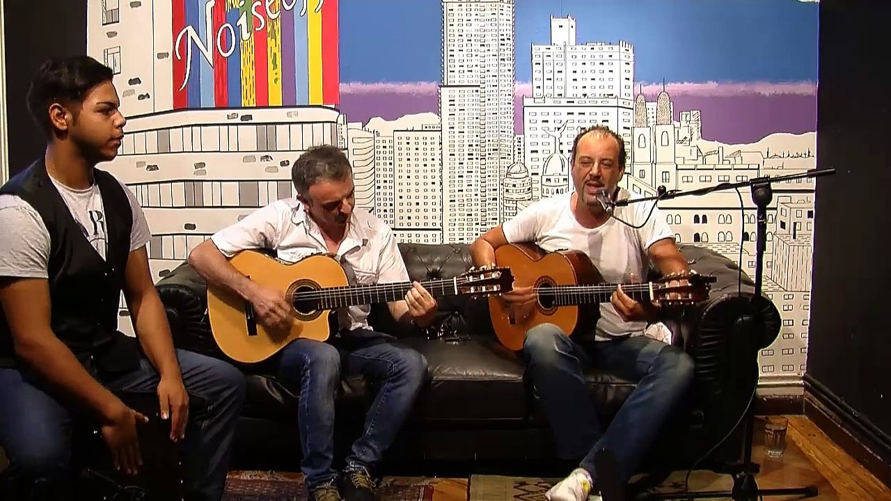 Juan Maya - Besos - Noise Off Unplugged (Directo)