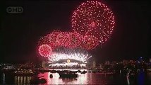 A MUST SEE VIDEO OF AMAZING New Years Eve Firework Display Sydney Australia MIDNIGHT FIREWORKS!