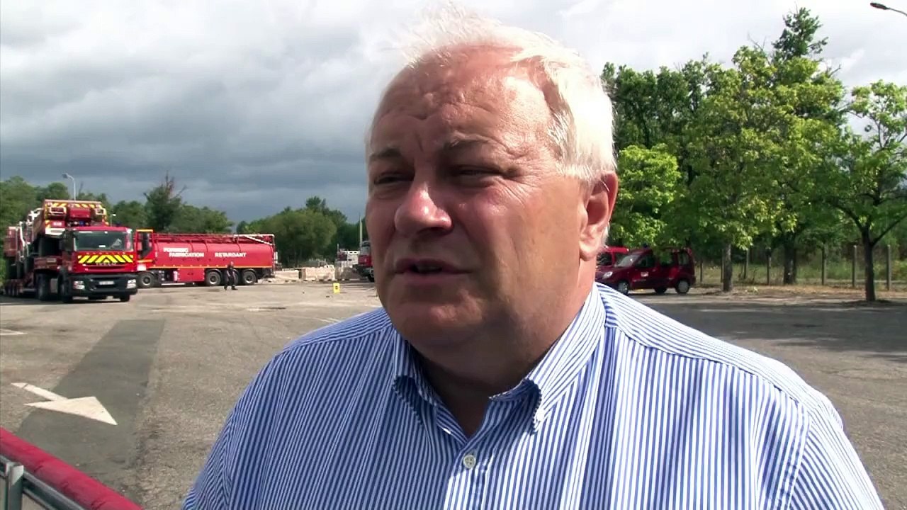 Incendie de Saint-Jean-d'Illac: le point à la mi-journée
